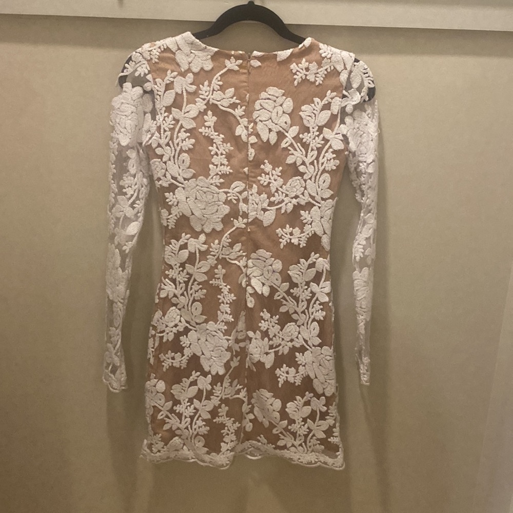 XS Dress the Population Women's Grace Long Sleeve Sequin Lace Mini Dress - Picture 2 of 3